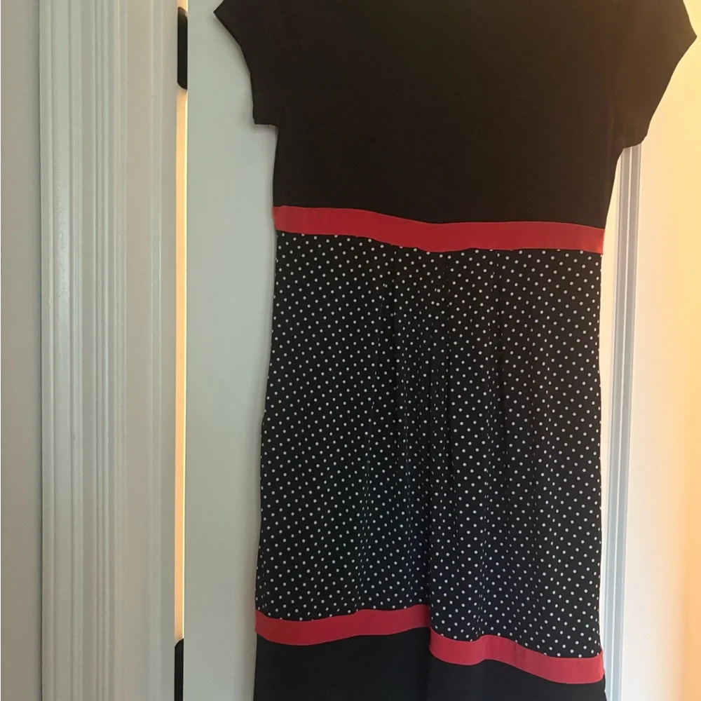 Enfocus Studio Black and Red Polka Dot Midi Dress - Picture 2 of 3
